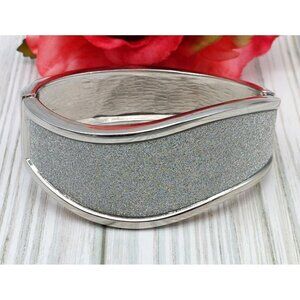 Silver Tone Hinged Wave Bangle Bracelet Mirrored Shimmer Center